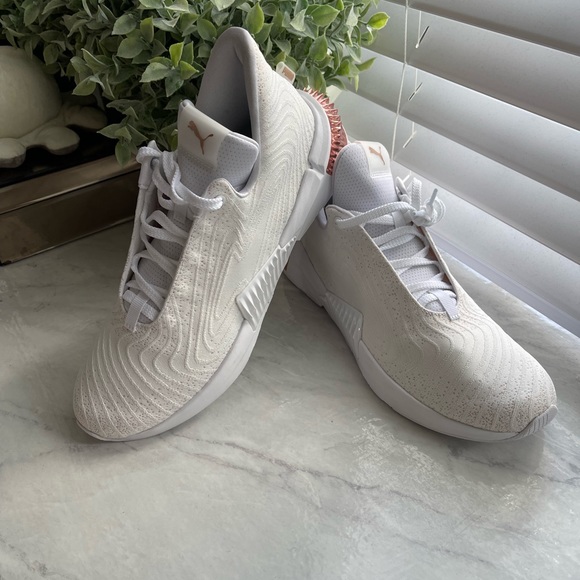 Puma White/Rose Gold Provoke XT Future Training Shoes - Picture 1 of 5